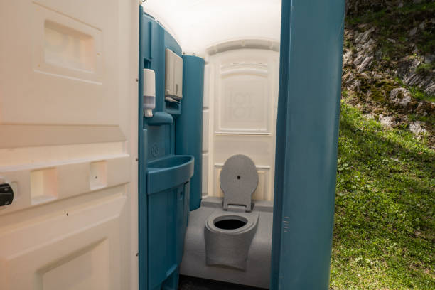 Best Portable bathroom rental  in Winston, OR